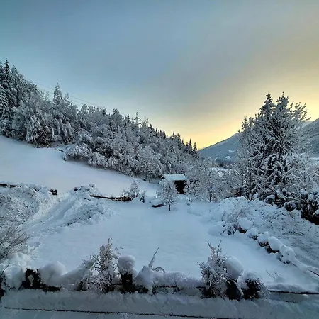 In Neukirchen With A Balcony Apartament *