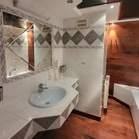 In Neukirchen With A Balcony Neukirchen am Großvenediger