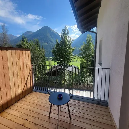 In Neukirchen With A Balcony Apartament *