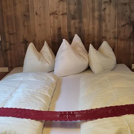 In Neukirchen With A Balcony * Neukirchen am Großvenediger