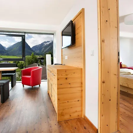 In Neukirchen With A Balcony 公寓