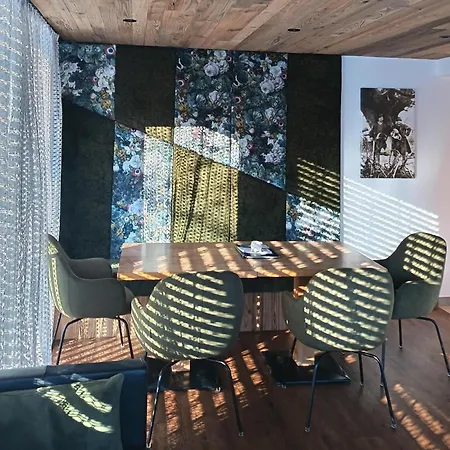 In Neukirchen With A Balcony Lejlighed Neukirchen am Großvenediger