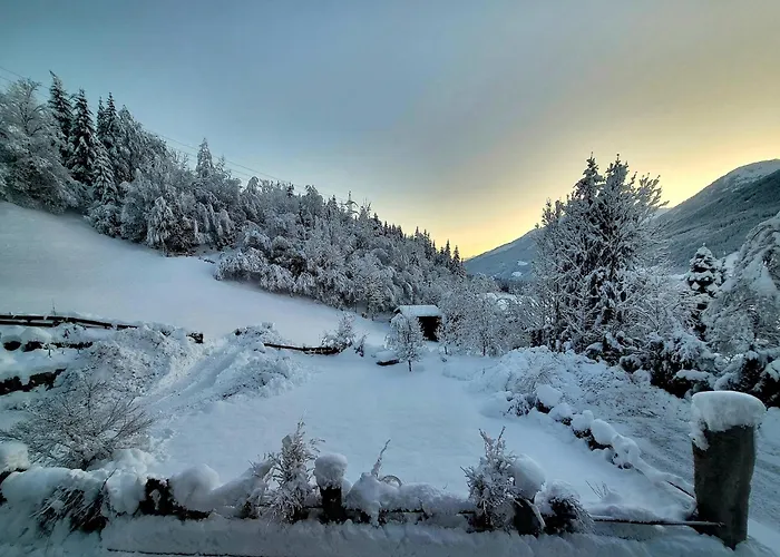 In Neukirchen With A Balcony Διαμέρισμα *