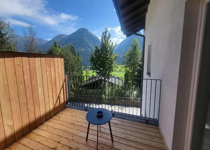 In Neukirchen With A Balcony Apartament *