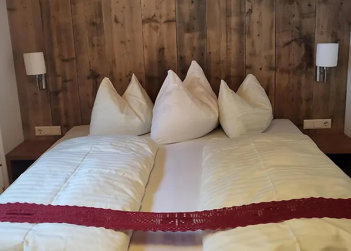 In Neukirchen With A Balcony * Neukirchen am Großvenediger