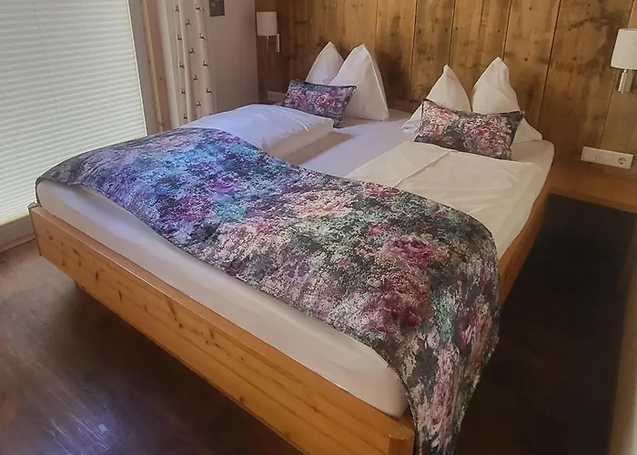 In Neukirchen With A Balcony Neukirchen am Großvenediger